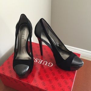 Guess pumps